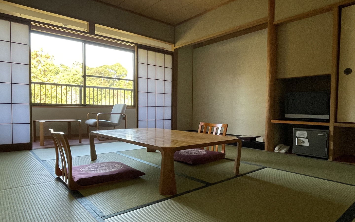和室森側